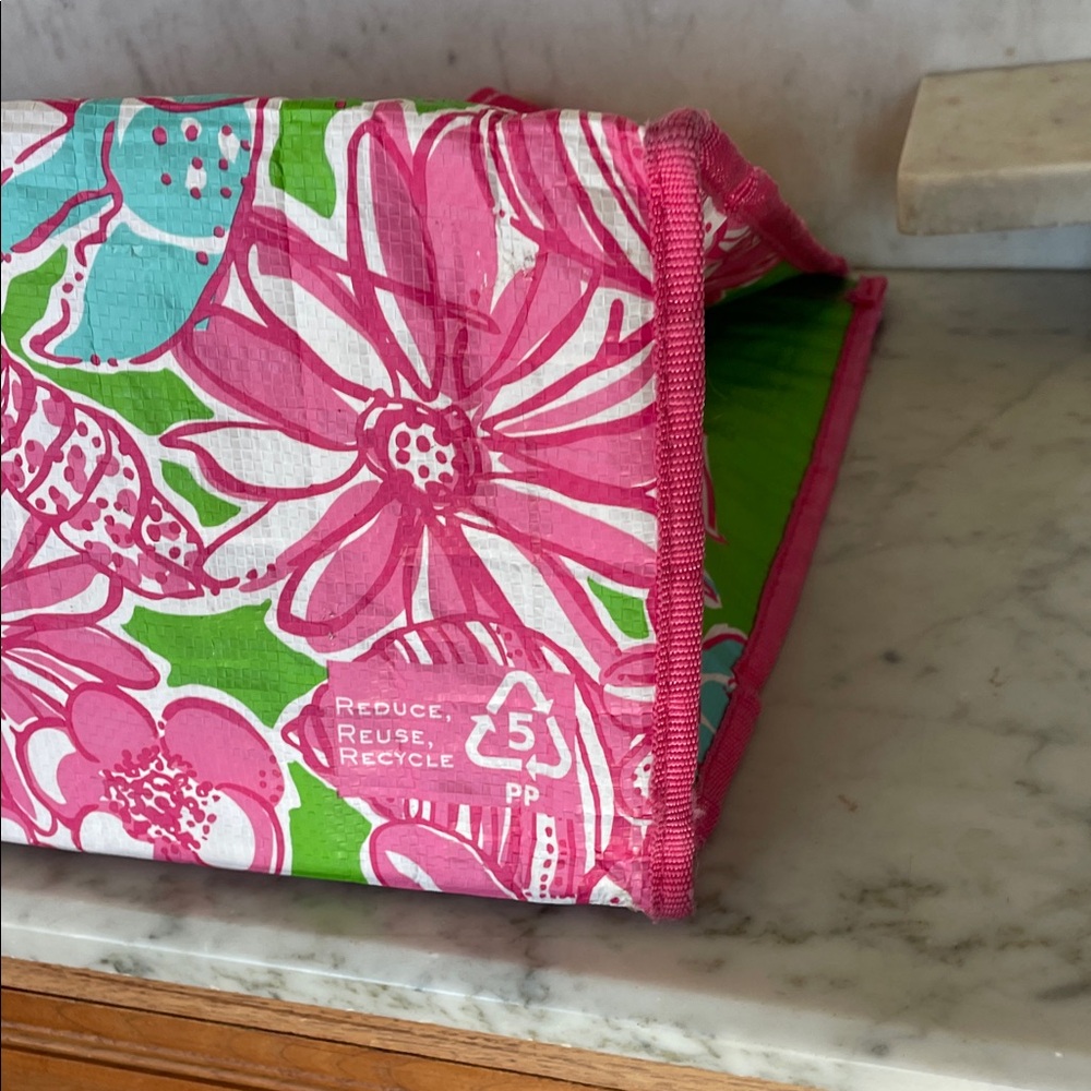 LILLY PULITZER Shore do love shopping Pink and Green Floral Market Eco Tote - Picture 15 of 16